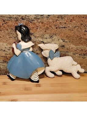 Rare! Vintage Mary had a little Lamb Chalkware wall decor